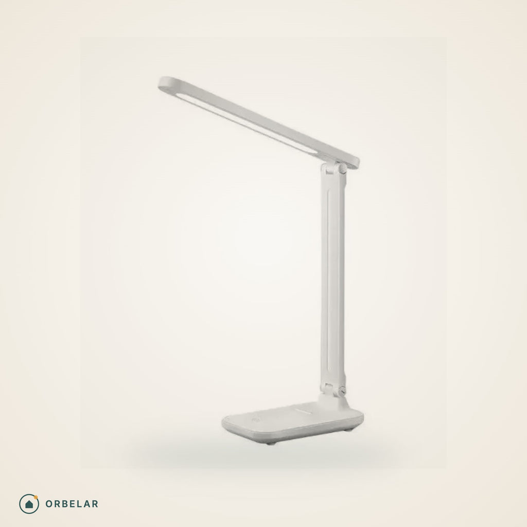 Luminária LED de mesa branca recarregável